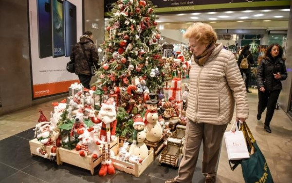 Θεσσαλονίκη: Το εορταστικό ωράριο των καταστημάτων - Πόσες Κυριακές θα λειτουργήσει η αγορά