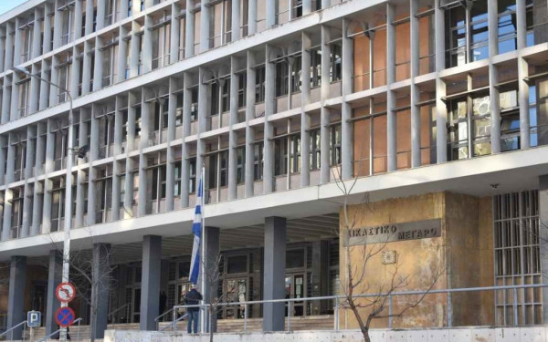 Θεσσαλονίκη: Σε δίκη ο τράπερ για τον σοβαρό τραυματισμό 23χρονου φοιτητή ύστερα από επίθεση