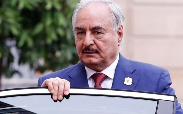Διπλωματικό επεισόδιο στη Λιβύη: Η απαίτηση Χαφτάρ και η ευρωπαϊκή άρνηση πριν την εμπλοκή