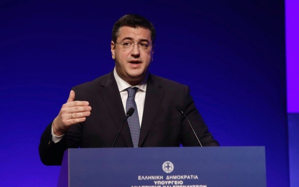 Τζιτιζικώστας - ΕΝΠΕ: Να αξιοποιήσουμε το ελληνικό «θαύμα» της αντιμετώπισης της πανδημίας