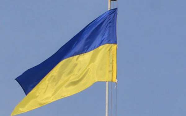 Γαλλία: Διαδήλωση στο Παρίσι προς τιμή της "ηρωικής αντίστασης" του ουκρανικού λαού