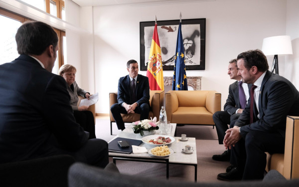 Συνάντηση Μητσοτάκη, Μέρκελ, Μακρόν, Σάντσεθ, Κόντε 