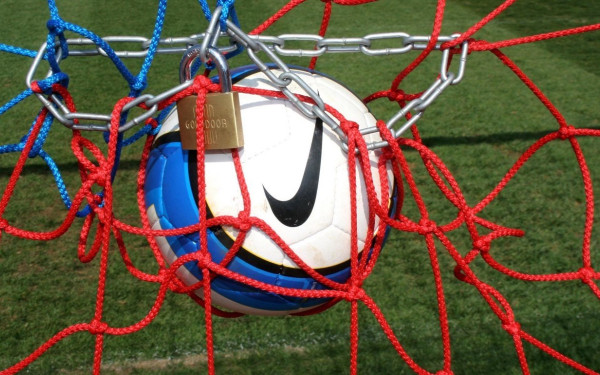 ΕΠΟ: «Τέλος οι αγώνες ερασιτεχνικών πρωταθλημάτων μέχρι να φροντίσουν για τους απινιδωτές οι Δήμοι»