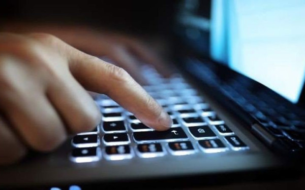 Υψηλές ταχύτητες ίντερνετ σε επιχειρήσεις: 12,8% στην Ευρωπαϊκή Ένωση, 2,9% στην Ελλάδα