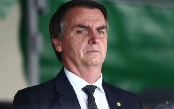 Μπολσονάρου: "Πρέπει να σταματήσουμε να μιλάμε μόνο για την πανδημία, μια μέρα θα πεθάνουμε όλοι"