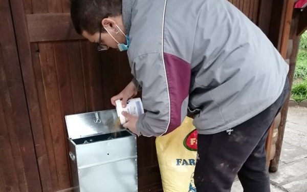 Ο δήμος Νάουσας δημιούργησε ηλεκτρονική εφαρμογή για την σίτιση αδέσποτων 