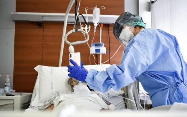 Παγώνη: 40% αύξηση στις εισαγωγές στα νοσοκομεία, λόγω ιώσεων και κορονοϊού