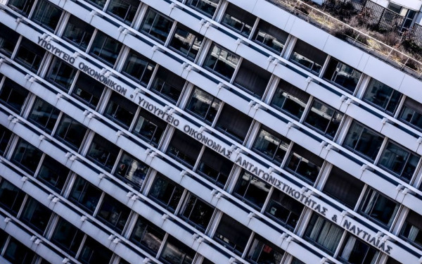 ΥΠΟΙΚ: Κατατέθηκε ο συμπληρωματικός προϋπολογισμός 600 εκατ. ευρώ στη Βουλή