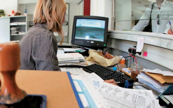 Νέο σύστημα αξιολόγησης στο Δημόσιο από το 2023 - Πώς θα αξιολογούνται οι υπάλληλοι και πώς οι προϊστάμενοι