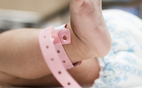 Τραγωδία στην Αχαΐα: Νεκρό βρέφος τεσσάρων μηνών