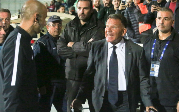 Πέντε(!) ανακοινώσεις η ΑΕΛ την ώρα του αγώνα με τον ΠΑΟΚ