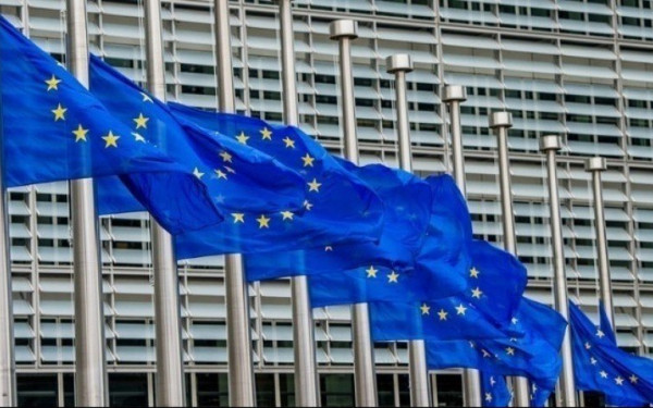 ΕΕ - «SAFE»: Η Επιτροπή δηλώνει ότι έχει λάβει σοβαρά υπόψη τις ανησυχίες κάποιων κρατών - μελών σχετικά με τη δυνατότητα συμμετοχής τρίτων χωρών