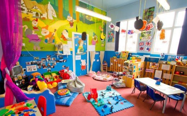 ΕΕΤΑΑ: Από αύριο Τετάρτη οι αιτήσεις για βρεφονηπιακούς σταθμούς και ΚΔΑΠ