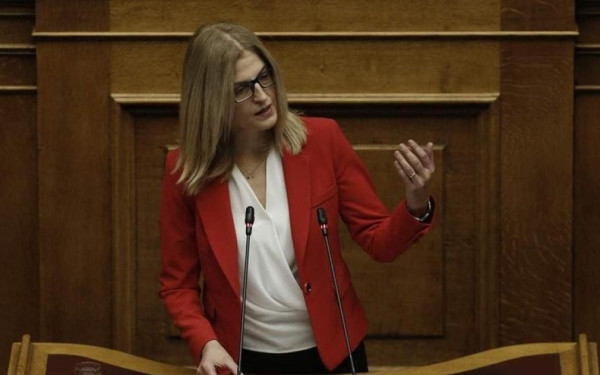 Δ. Αυγέρη: Η κυβέρνηση οφείλει να αφήσει τις ανεξάρτητες αρχές να κάνουν τη δουλειά τους