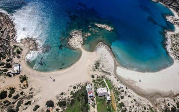 Ίος: Το Κυκλαδίτικο νησί που μαγεύει το διεθνές κοινό και αναβαθμίζει τον λιμένα του