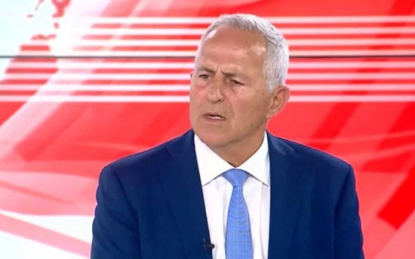 Ναύαρχος Αποστολάκης: Πρέπει να πάρουμε σοβαρά τις ωμές απειλές της Τουρκίας, να δείχνουμε ότι είμαστε έτοιμοι (βίντεο)