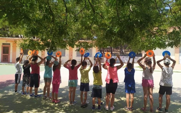 Πάνω από 61.000 παιδιά φιλοξενήθηκαν σε κατασκηνώσεις με voucher της ΔΥΠΑ	