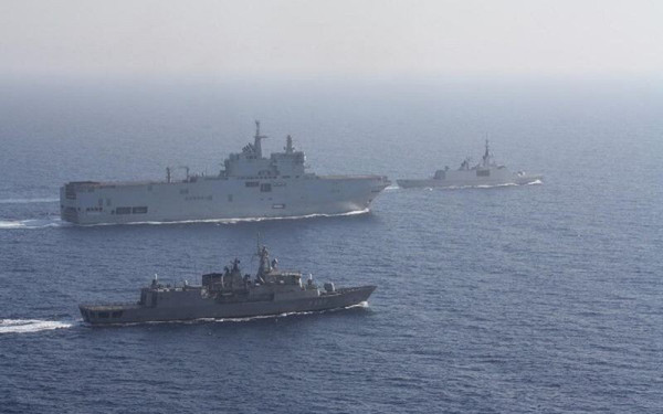 Κοινή ελληνογαλλική ναυτική άσκηση στην Ανατολική Μεσόγειο (Βίντεο - Φωτ.)