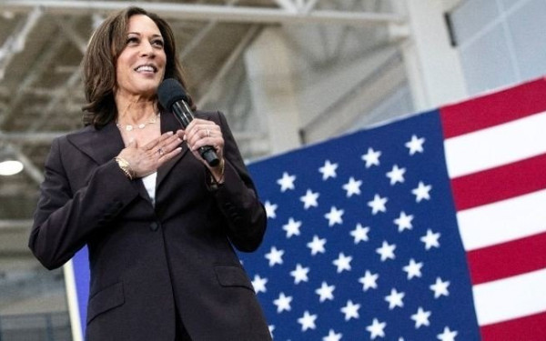 ΗΠΑ: Η Κάμαλα Χάρις κατηγορεί τον Ντ. Τραμπ ότι φοβάται την τηλεμαχία μαζί της