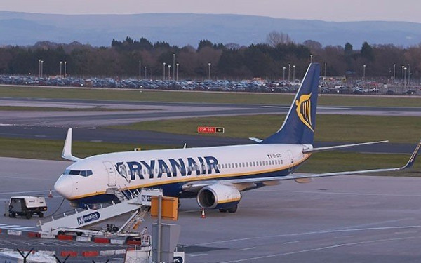 Θεσσαλονίκη: Σε σκέψεις η Ryanair, δεν έχει ληφθεί απόφαση να αποχωρήσει από το Μακεδονία -Σύσκεψη αύριο στο Δημαρχείο