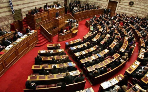 Βουλή: Ψηφίστηκε το ν/σ του ΥΠΕΣ για τον Κώδικα Ιθαγένειας  