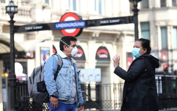 Θερίζει η πανδημία στη Βρετανία - Πρώτη φροά πάνω από 60 χιλιάδες κρούσματα