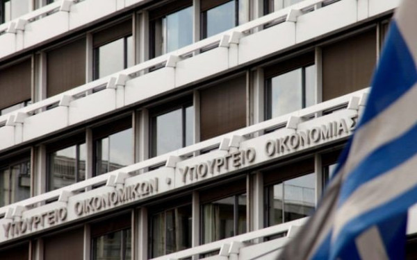 Συμπληρωματικός προϋπολογισμός 700 εκατ. ευρώ για το νομοσχέδιο των αυξήσεων