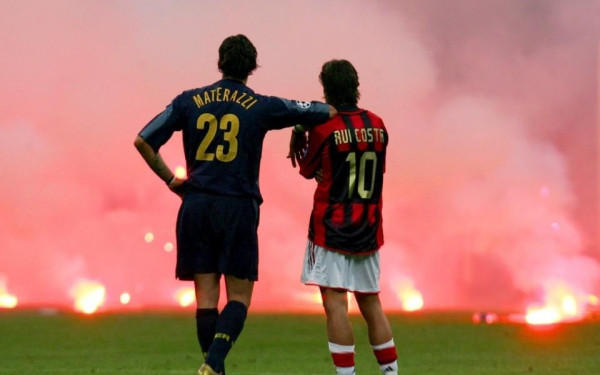 Ίντερ - Μίλαν: Η ιστορία μιας φωτογραφίας (βίντεο)