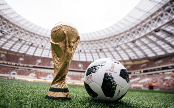 Η UEFA θα μποϊκοτάρει το Μουντιάλ αν αποφασιστεί η διεξαγωγή του κάθε δύο χρόνια