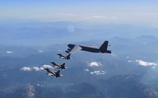 Παρέμβαση του Ελληνοαμερικανού βουλευτή Κρις Πάπα για να διατηρηθούν οι περιορισμοί στην πώληση F-16 στην Τουρκία