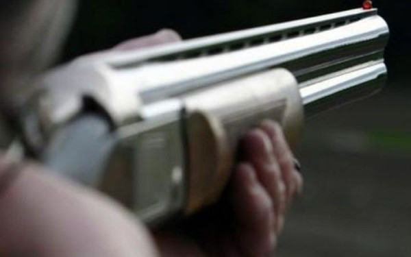 Θεσσαλονίκη: Χειροπέδες σε 60χρονο που απείλησε 28χρονο με κυνηγετικό όπλο για 50 ευρώ