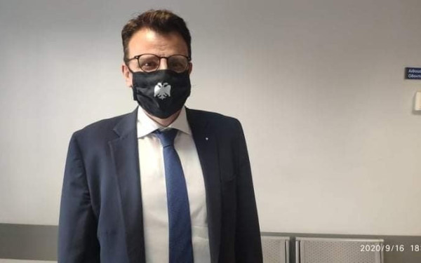 Θεσσαλονίκη: "Κανείς ασθενής με κορονοϊό που χρήζει νοσηλείας δεν μένει εκτός νοσοκομείου και εκτός ΜΕΘ", λέει ο διοικητής της 4ης ΥΠΕ