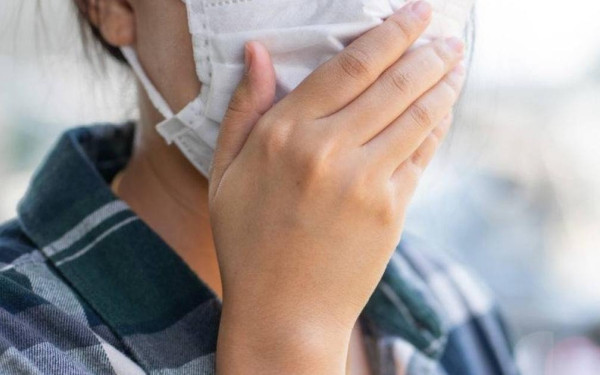 ΕΟΔΥ: Ένας θάνατος από γρίπη και 51 από κορονοϊό