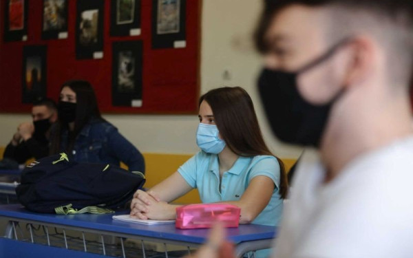 Κορονοϊός: Έκρηξη κρουσμάτων και στα παιδιά - 709 κρούσματα σε μία εβδομάδα