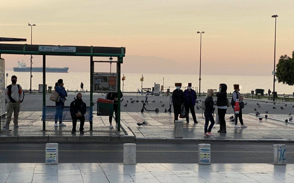 Στη δίνη της πανδημίας η Θεσσαλονίκη: 823 νέα κρούσματα - 588 στην Αττική 
