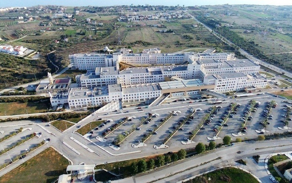 Αλεξανδρούπολη: Εκτός κινδύνου νοσηλεύεται η νεαρή γυναίκα που τραυματίστηκε στις Βάθρες της Σαμοθράκης