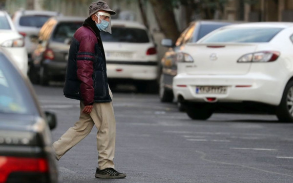 Το σύνδρομο του «σπηλαίου» αρχίζει και κυριεύει την ψυχολογία των ανθρώπων μέσα στην πανδημία