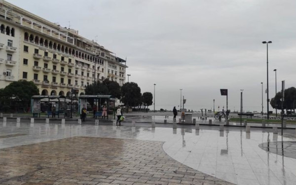 Στο "γκρι" η Θεσσαλονίκη- Πρώτη μέρα εφαρμογής του lockdown (Βίντεο - Φωτ.)