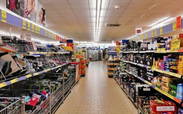 Βόλος: «Δεν είχα τροφή για το παιδί μου και έκλεβα τα γάλατα», λέει 30χρονη μητέρα 