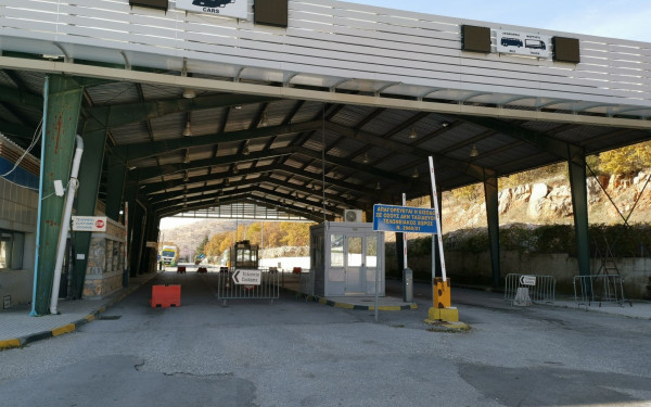Ζητούν να "ανοίξει" η Κρυσταλλοπηγή μόνο για τα επαγγελματικά φορτηγά οχήματα 
