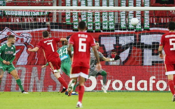 Super League: Αφεντικό ο Ολυμπιακός, 1-0 τον Παναθηναϊκό (βίντεο)