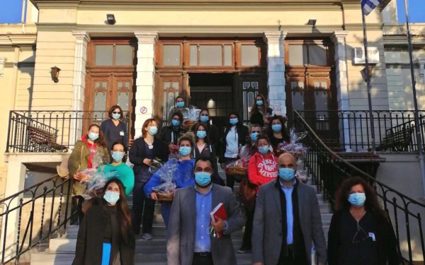 Το "Ιπποκράτειο" ευχαριστεί, συγχαίρει και καλωσορίζει τις εθελόντριες νοσηλεύτριες και νοσηλευτές