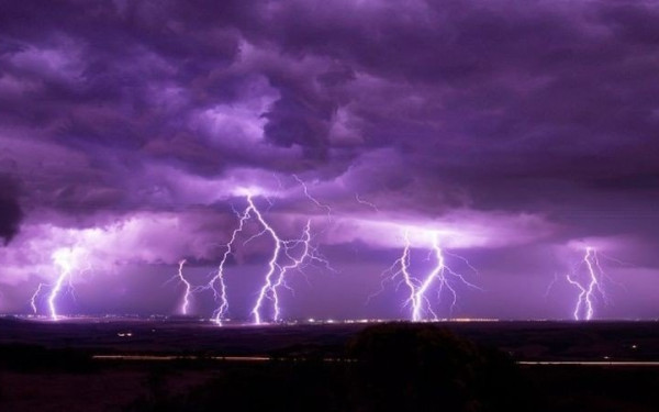 Kαιρός: Πάνω από 31.000 κεραυνοί και αστραπές σε 19 ώρες - Πού καταγράφηκαν τα μεγαλύτερα ύψη βροχής