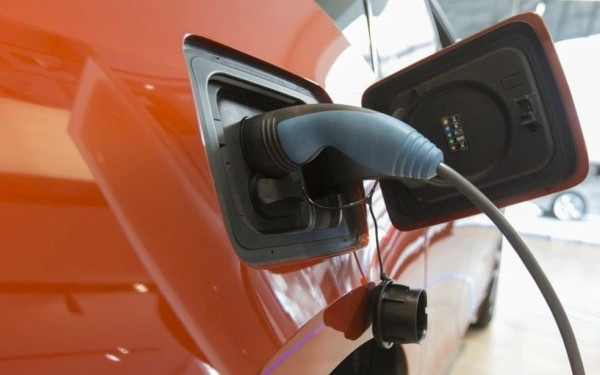 Τα πλάνα των μεγάλων ευρωπαϊκών αυτοκινητοβιομηχανιών για την ηλεκτροκίνηση