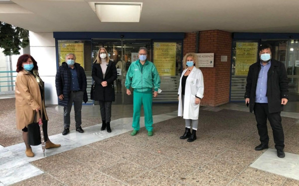Αντιπροσωπεία του ΣΥΡΙΖΑ -ΠΣ στο "Παπαγεωργίου"