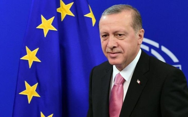 Επίθεση φιλίας από τον Ερντογάν: Οι συνομιλίες με την Ελλάδα μπορούν να εγκαινιάσουν μια νέα εποχή στις σχέσεις Τουρκίας - ΕΕ