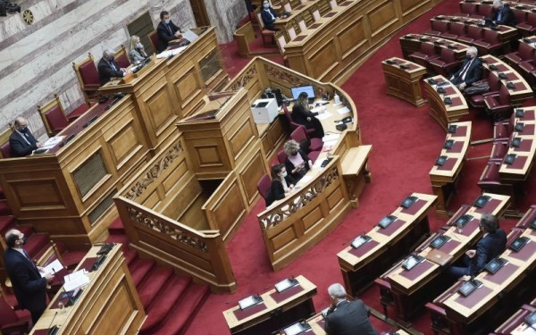 ΥΠΕΘΟ: 16 ερωτήσεις - απαντήσεις για τον νέο προϋπολογισμό και την οικονομία