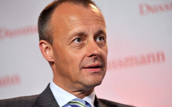 Γερμανία: Φλερτάρει με την ακροδεξιά ο ηγέτης του συντηρητικού κόμματος 