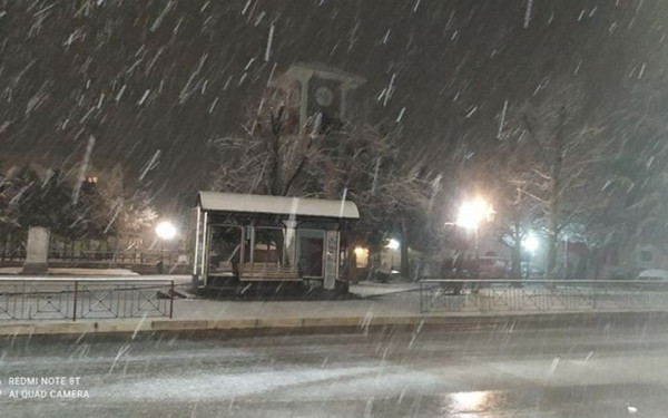 Τα πρώτα χιόνια έπεσαν στη Δυτική Μακεδονία