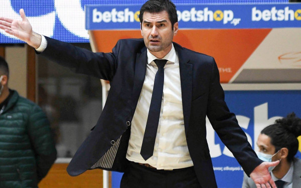 Μπάσκετ: Η εξήγηση του Καλύβα για το "ναυάγιο" του Ηρακλή στην Πάτρα (βίντεο)